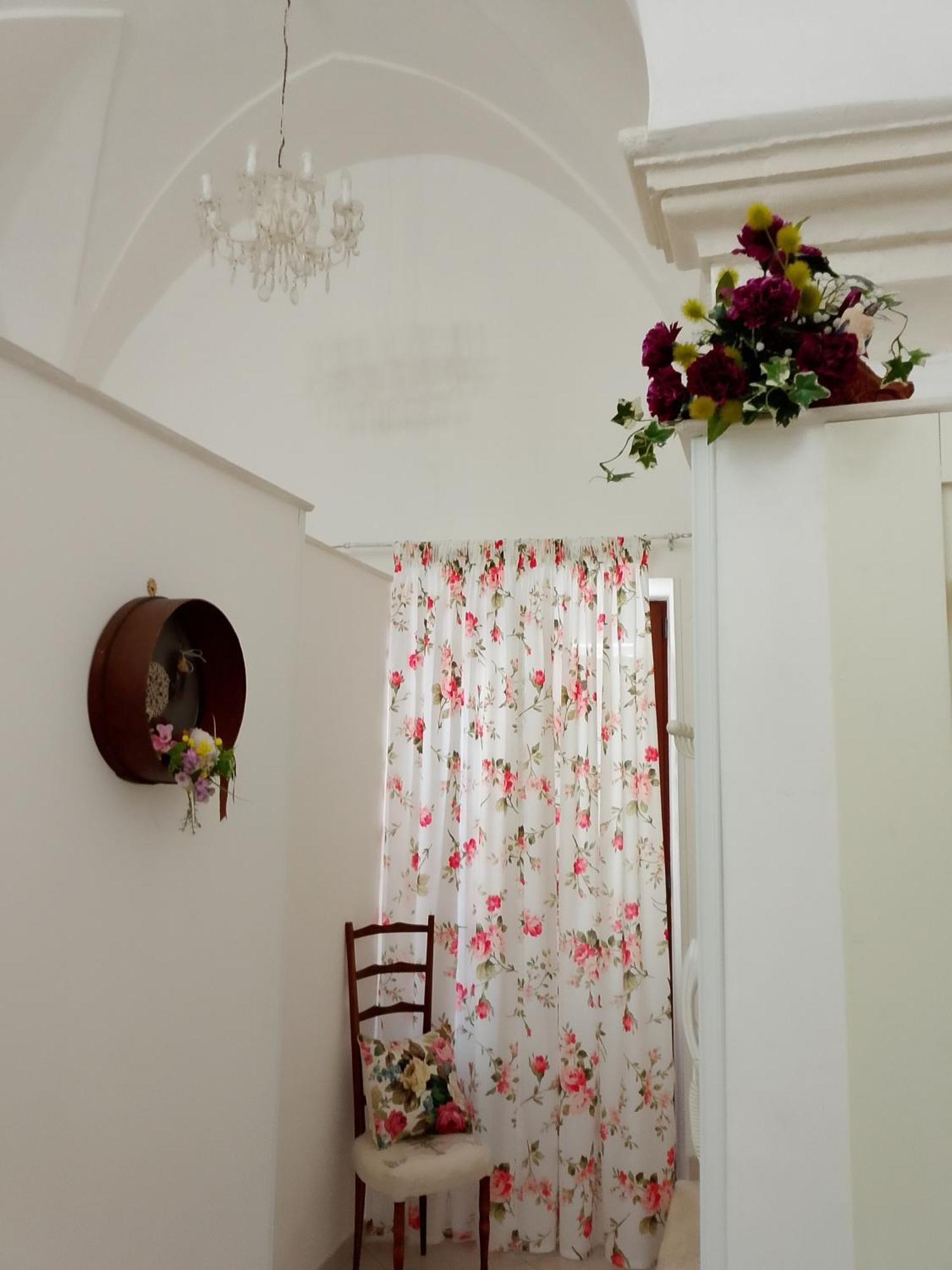 B&B A Due Passi Martina Franca Eksteriør billede
