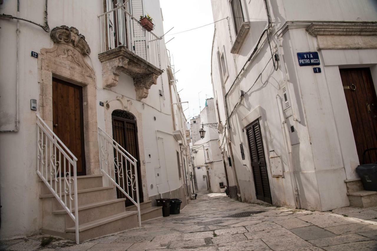 B&B A Due Passi Martina Franca Eksteriør billede